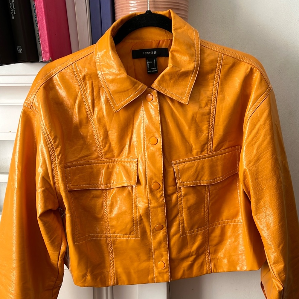 ORANGE STYLISHH LEATHER JACKET🧡